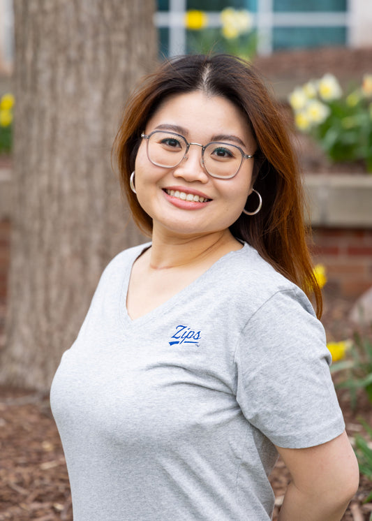 Johnnie-O Women's V-Neck T-Shirt